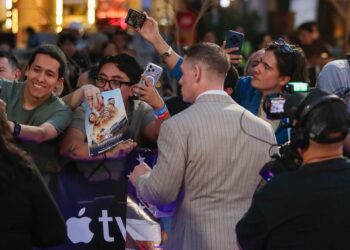 ¿John Cena se molestó en México? Su actitud durante la premiere de ‘Matchbox’ llamó la atención