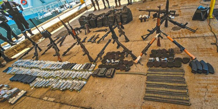 Condenan a prisión a 3 mexicanos y 4 ecuatorianos en El Salvador por narcotráfico