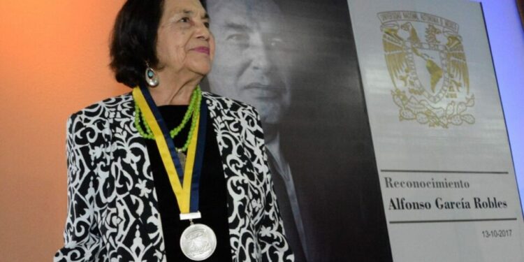 Fallece a los 96 años Dolores Huerta, pionera del sindicalismo agrícola de EE. UU.