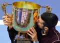 Djokovic conquista su séptimo Pekín tras la retirada de De Miñaur