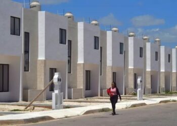 Federación proyecta construcción de 4 mil Viviendas del Bienestar para la capital potosina: Enrique Galindo