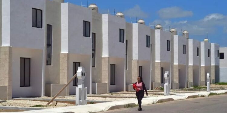 Federación proyecta construcción de 4 mil Viviendas del Bienestar para la capital potosina: Enrique Galindo