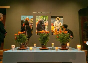 Inauguran exposición fotográfica sobre el Xantolo en el Museo Francisco Villa