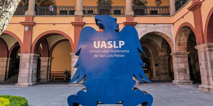Alumnos de la UASLP denuncian ausencia de apoyo psicológico ante crisis en diferentes facultades