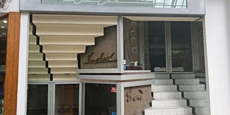 Le Choix, el local que lleva 25 años cerrado y se convirtió en leyenda urbana