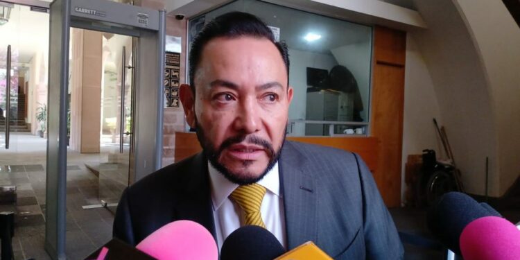 VIDEO | Héctor Serrano llevará caso contra rector de la UASLP a instancias internacionales