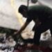 Menor cae al resbalar con aceite en carretera de Tamazunchale