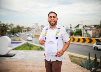 Gabino Morales formaliza registro para ir por la Coordinación Municipal de la 4T en la Capital
