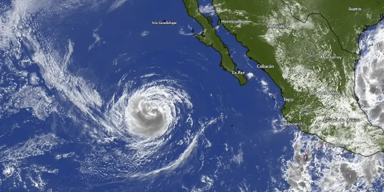 Huracán Rachel se aproxima a México: ¿Tocará tierra?
