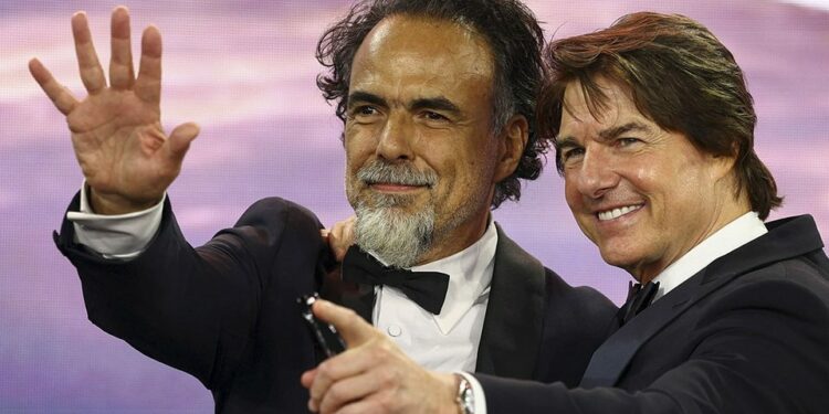 Tom Cruise se liberó al interpretar a Digger Rockwell: Alejandro González Iñárritu