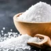 Qué efectos tiene el exceso de sal sobre el hígado y por qué puede elevar el riesgo de enfermedades hepáticas