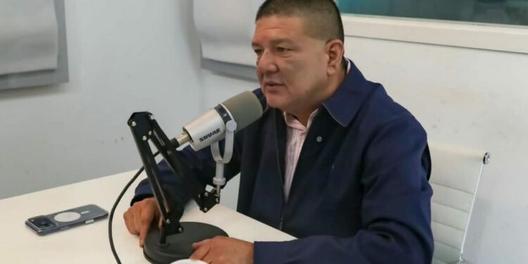 VIDEO | Publican en redes sociales la audiencia de César Jáuregui
