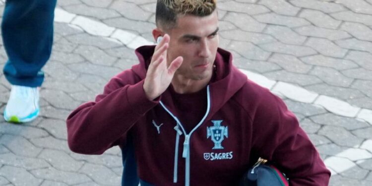 Cristiano Ronaldo recibe 30 días de suspensión y una multa de 255 euros