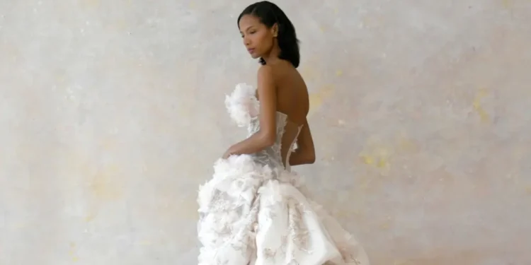 Consejos prácticos para elegir el vestido de novia ideal según tu estilo, presupuesto y tipo de celebración