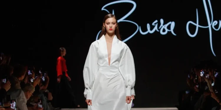 Semana de la Moda de Moscú reúne propuestas internacionales y destaca el talento de diseñadores latinoamericanos