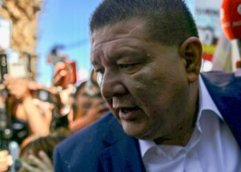 Detienen a César Jáuregui, exfiscal de Chihuahua, por caso relacionado con agentes de la CIA