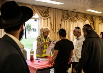 Israel celebra elecciones legislativas con Netanyahu bajo presión por la guerra y la seguridad