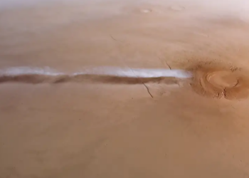 NASA investigará si una cueva lunar podría servir como refugio para astronautas