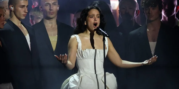 Rosalía y Daddy Yankee actuarán en los Latin Grammy 2026
