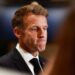 Macron reconoce que ‘quizá’ no ha hecho lo suficiente por los jóvenes