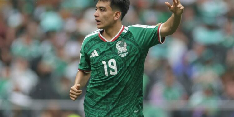 Liverpool prepara millonaria oferta por la promesa mexicana Gilberto Mora