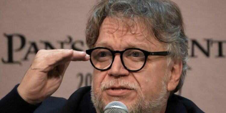 “Es insostenible”: Guillermo del Toro urge atender crisis de agua en Guadalajara