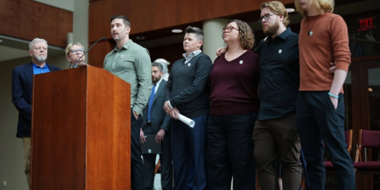 Familia de Renee Good demanda al gobierno de Trump por su muerte durante operativo migratorio