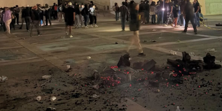Cinco estudiantes con quemaduras por explosión al interior de la UASLP
