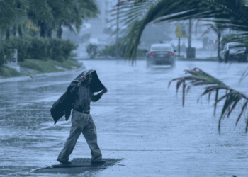 Se esperan lluvias en todo México este domingo por frente frío y huracán Rachel