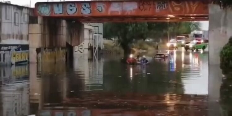 Ayuntamiento despliega operativo de vigilancia tras fuertes lluvias en SLP