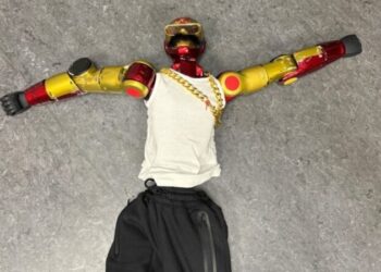 Robot presuntamente acosa sexualmente a adolescente en Alemania; policía investiga el caso