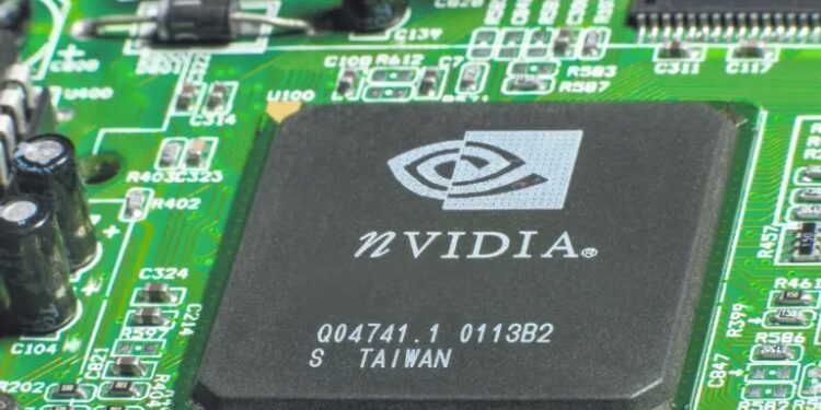 ByteDance, Alibaba y Tencent encargan chips de Nvidia por más de 35,000 millones de dólares