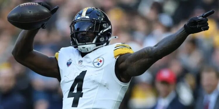 NFL debuta en Francia con victoria de Steelers y touchdown histórico de Aaron Rodgers