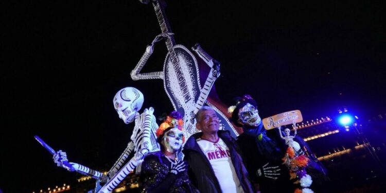Ofrenda Monumental del Zócalo buscará romper récord Guinness