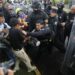 CEDHJ descarta tortura en protesta por el agua sin mostrar pruebas