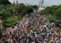 Inicia con altercado la segunda megamarcha por agua limpia en Guadalajara