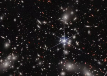 ¿Por qué el telescopio espacial James Webb puede observar galaxias del universo temprano?