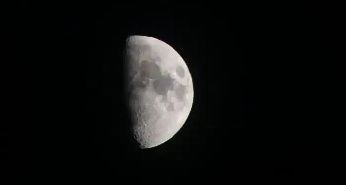 La Luna se está encogiendo, aunque muy lentamente