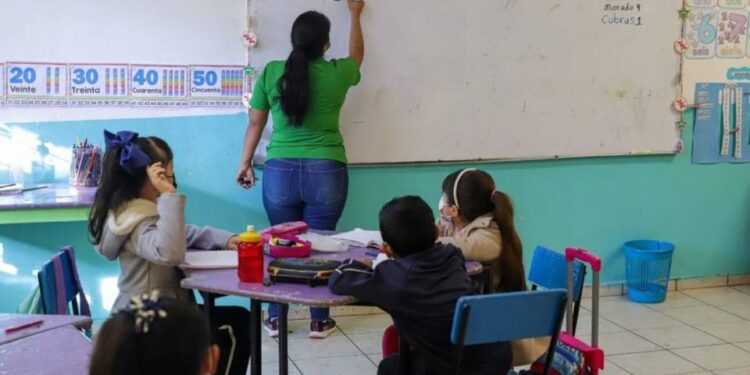 Suspenderán clases el próximo lunes por el Día del Maestro y la Maestra de Educación Primaria