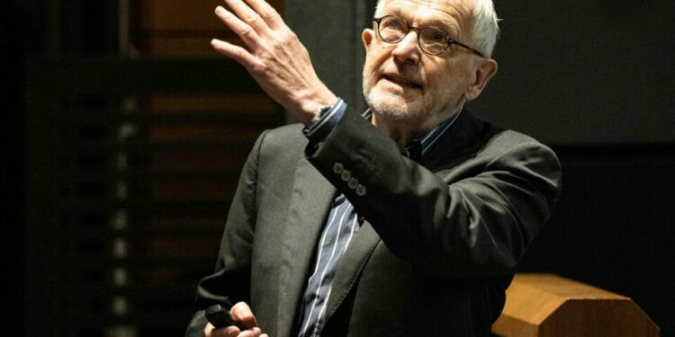 Nobel de Física 2026, al belga Francis Halzen por los ‘neutrinos de origen astrofísico’
