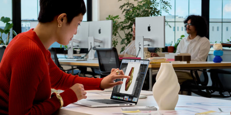 Apple presenta una MacBook Pro con pantalla táctil