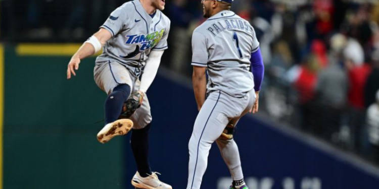 Tampa Bay evita la barrida y obliga a un quinto juego de la Serie Mundial