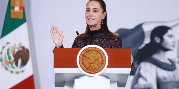 Sheinbaum firma decreto que limita la doble nacionalidad para aspirantes a la Presidencia y gubernaturas