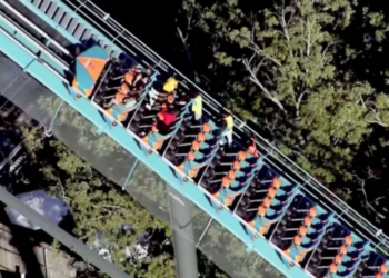 Accidente en montaña rusa de Six Flags en Estados Unidos deja una persona muerta y varios heridos