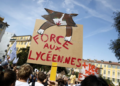 Gobierno francés anuncia medidas de distensión ante protestas estudiantiles