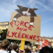 Gobierno francés anuncia medidas de distensión ante protestas estudiantiles