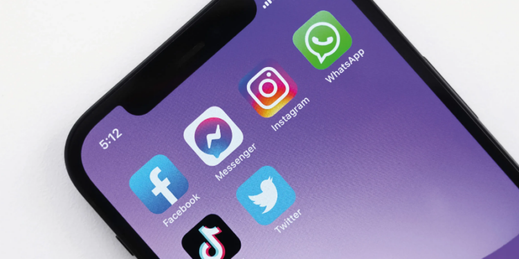 Meta y Snap enfrentan nuevo juicio por acusaciones de diseño adictivo en sus redes