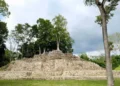 Denuncian a funcionaria por ingresar sin permiso a zona arqueológica en Quintana Roo